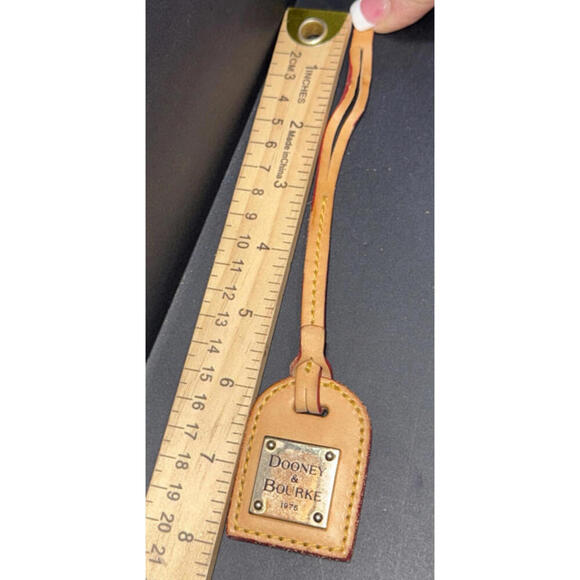 DOONEY & BOURKE Y2K Square Logo BEIGE BROWN LEATHER LUGGAGE Key FOB TAG - Picture 3 of 15